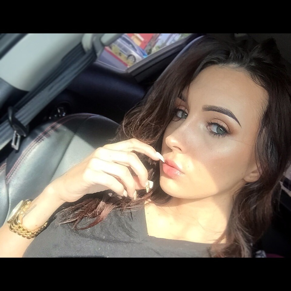 Meet your Posher, Emorie